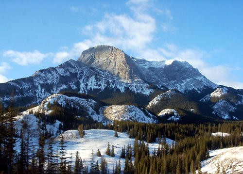 【rocky_mountains】什么意思_英语rocky_mountains的翻译_音标_读音